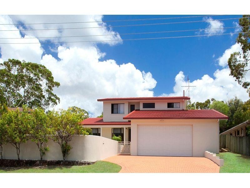 3 Wyona Drive, Noosa Heads QLD 4567