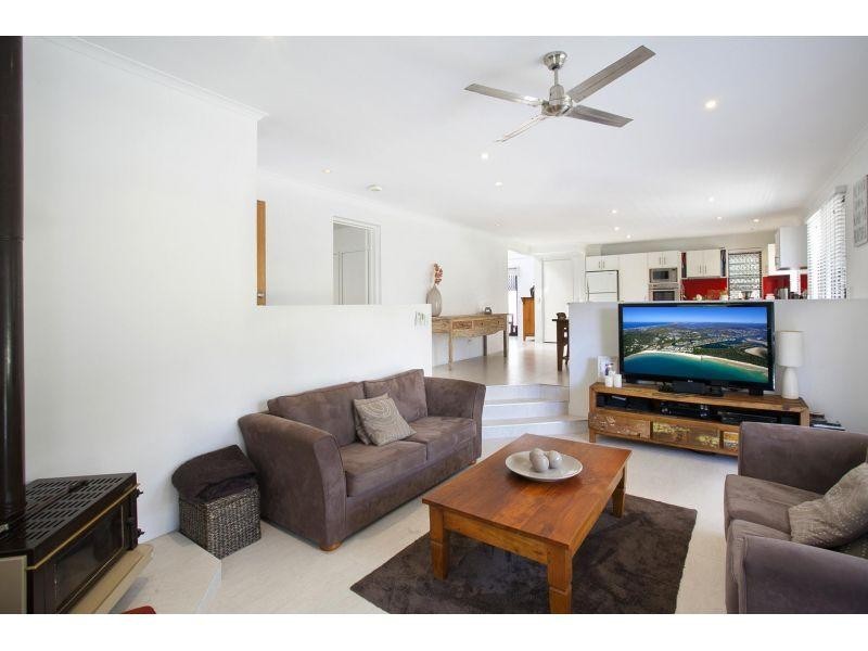 42 Tarina Street, Noosa Heads QLD 4567