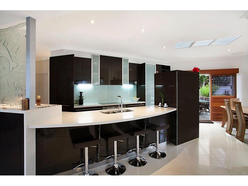 8 Constellation Close, Sunrise Beach QLD 4567