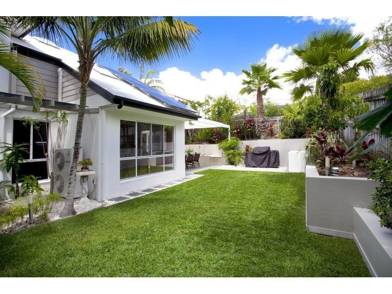 8 Constellation Close, Sunrise Beach QLD 4567