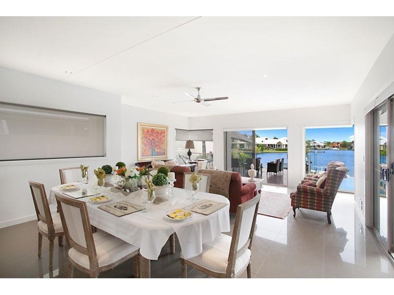 10 Topsails Place, Noosa Waters QLD 4566