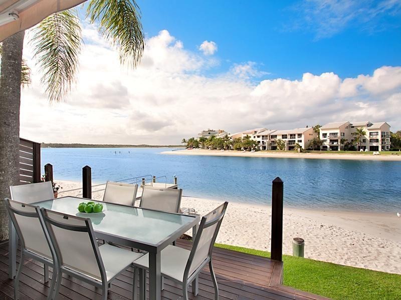 10/8 Munna Crescent, Noosa Heads QLD 4567