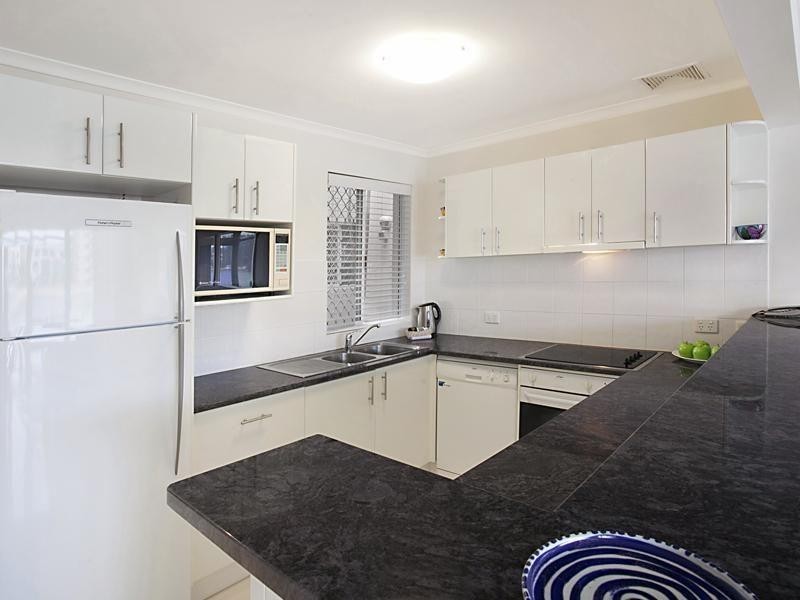 10/8 Munna Crescent, Noosa Heads QLD 4567