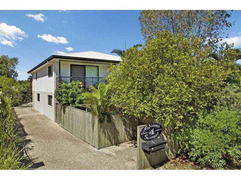 1/4 Advance Place, Sunrise Beach QLD 4567
