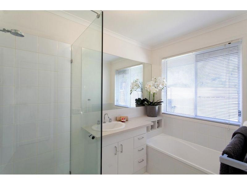 9 Gumdale Court, Noosaville QLD 4566