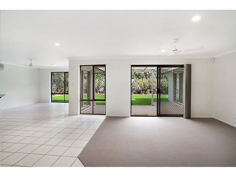 3 Sands Avenue, Noosaville QLD 4566