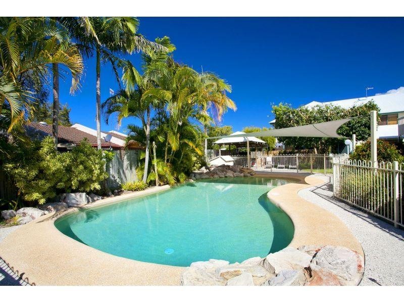 4/15 The Cockleshell, Noosaville QLD 4566