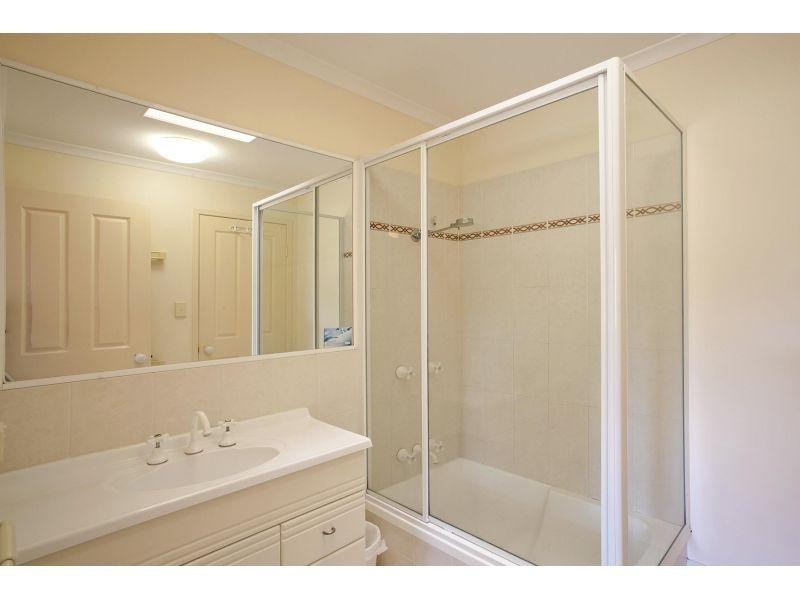 4/15 The Cockleshell, Noosaville QLD 4566