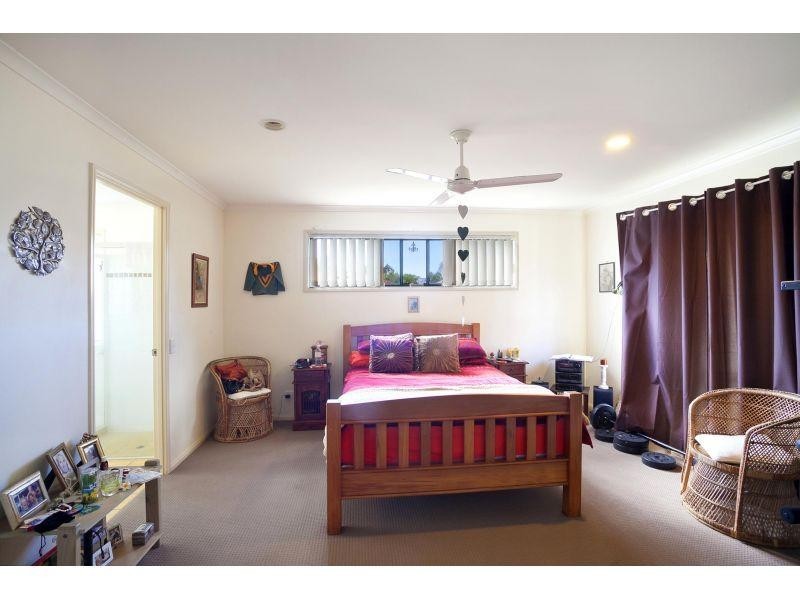 17 Shipyard Circuit, Noosa Waters QLD 4566