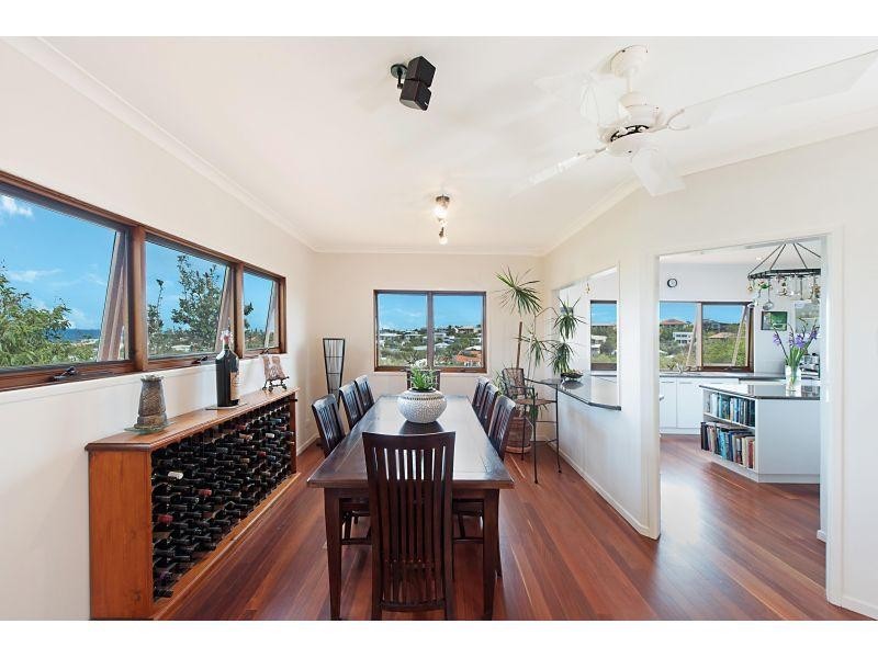 15 Captains Court, Sunrise Beach QLD 4567