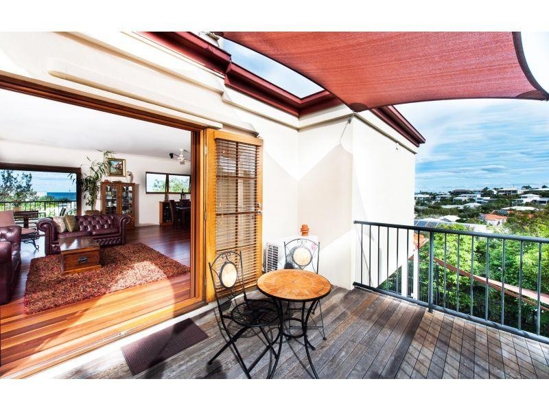 15 Captains Court, Sunrise Beach QLD 4567