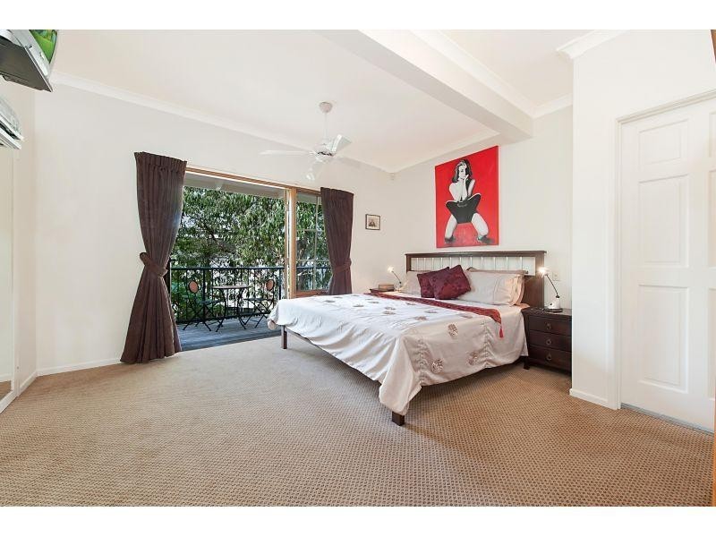 15 Captains Court, Sunrise Beach QLD 4567