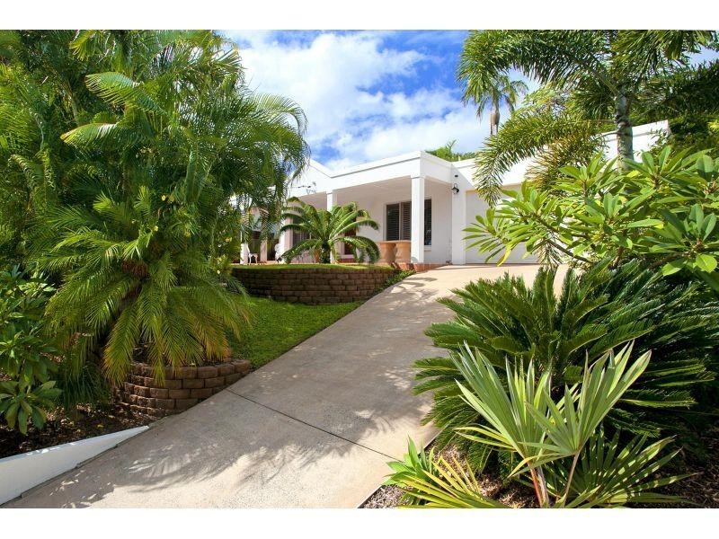 10 Warana Street, Noosa Heads QLD 4567