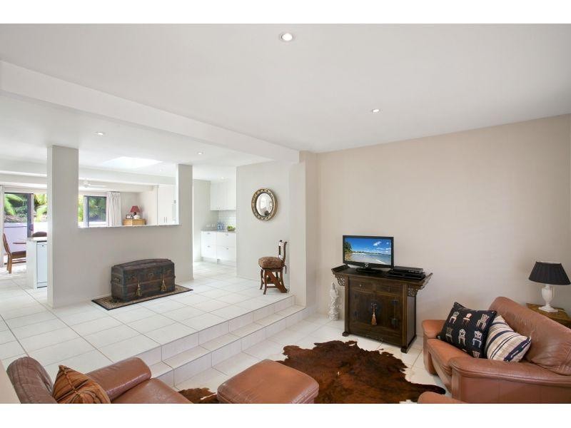 10 Warana Street, Noosa Heads QLD 4567