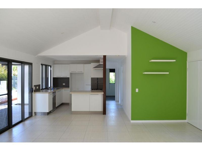 28  Boxsell Rise, Sunrise Beach QLD 4567