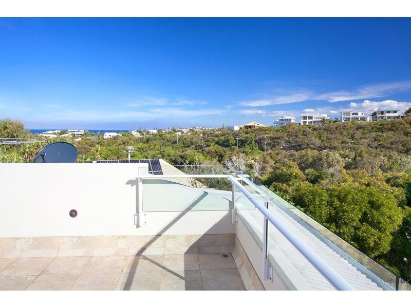 2/8 Hill Street, Sunshine Beach QLD 4567