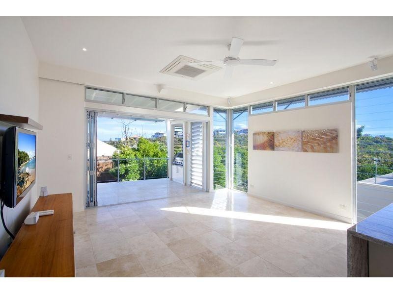 2/8 Hill Street, Sunshine Beach QLD 4567