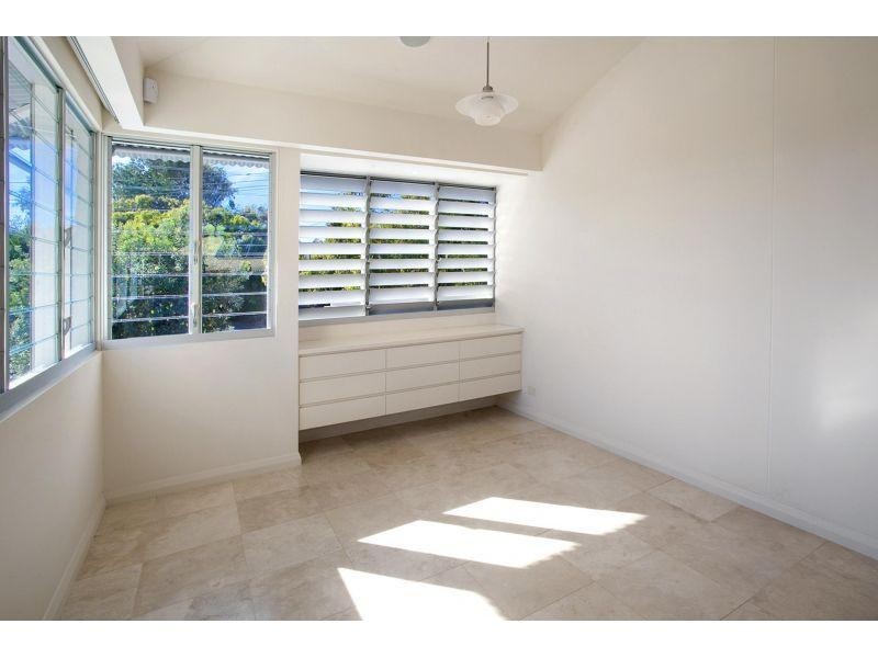 2/8 Hill Street, Sunshine Beach QLD 4567