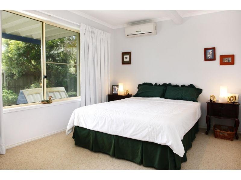 14 Antipodes Close, Castaways Beach QLD 4567