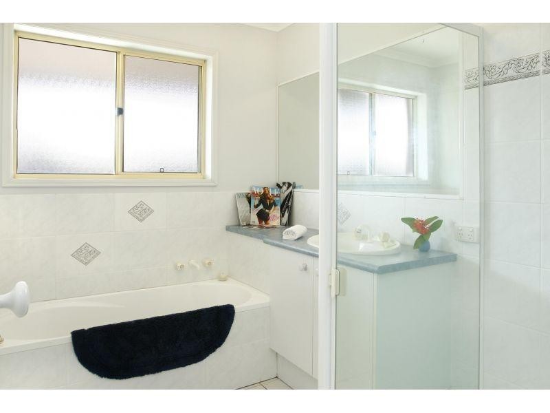 14 Antipodes Close, Castaways Beach QLD 4567