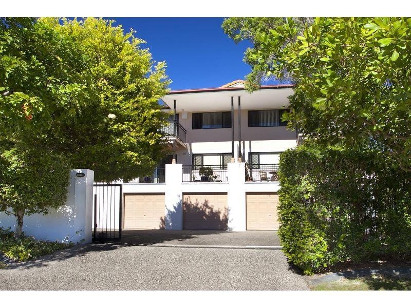 7/18 Beacon Court, Sunrise Beach QLD 4567