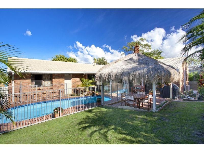 14 Delorme Street, Noosa Heads QLD 4567
