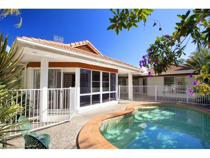 122 Shorehaven Drive, Noosa Waters QLD 4566