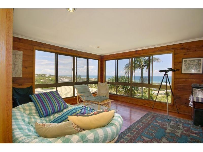 352 David Low Way, Peregian Beach QLD 4573