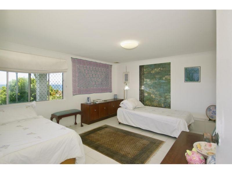 352 David Low Way, Peregian Beach QLD 4573