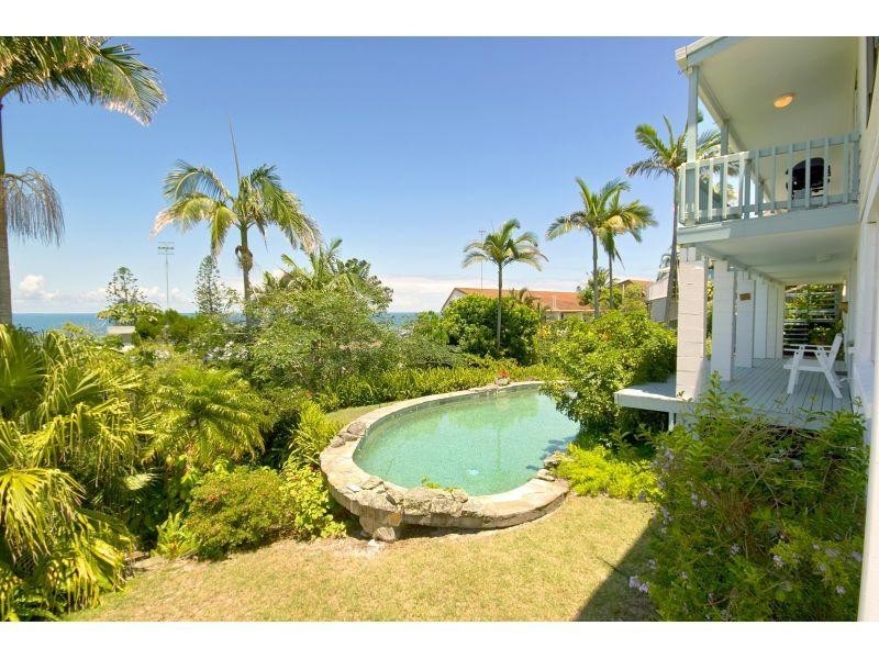 352 David Low Way, Peregian Beach QLD 4573