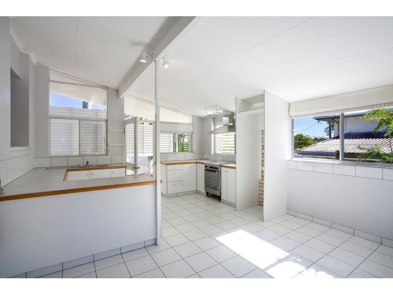 38 Allambi Terrace, Noosa Heads QLD 4567
