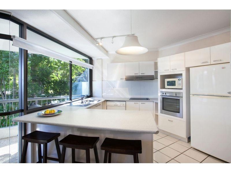 1/70 Upper Hastings Street, Little Cove QLD 4567