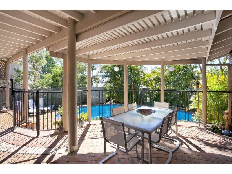 18 Toulambi Street, Noosa Heads QLD 4567