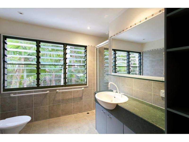 38 Weyba Park Drive, Noosa Heads QLD 4567