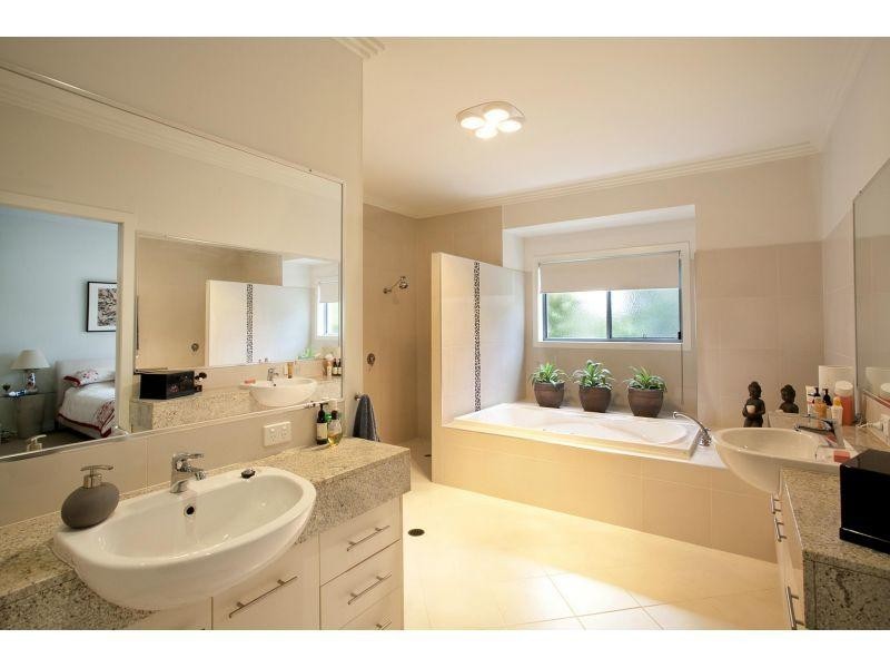 19 Cooroibah Crescent, Tewantin QLD 4565