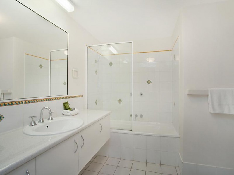 8/225 Gympie Terrace, Noosaville QLD 4566