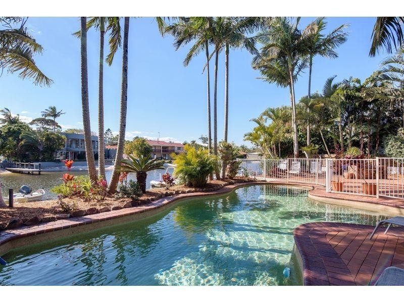 17  Mossman Court, Noosa Heads QLD 4567