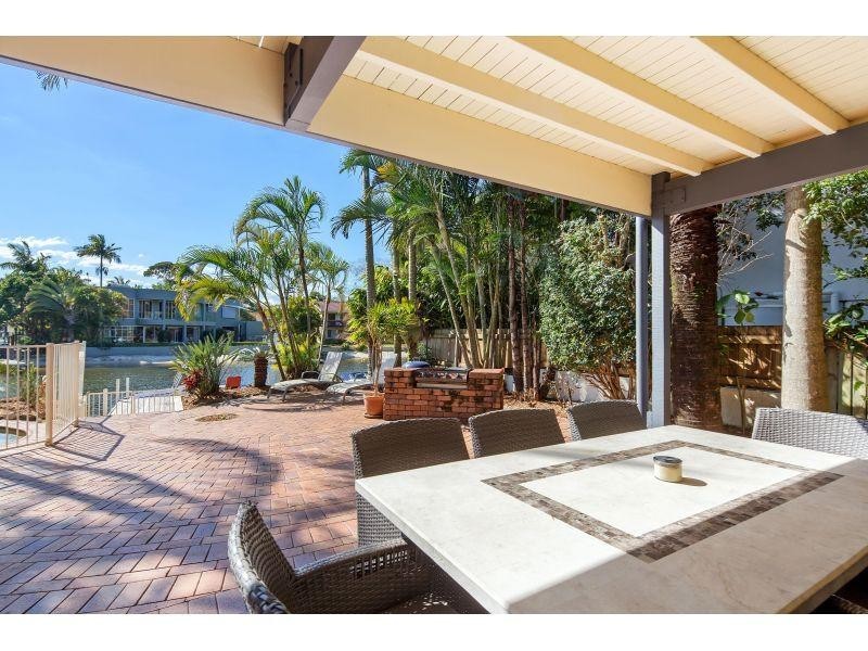 17  Mossman Court, Noosa Heads QLD 4567