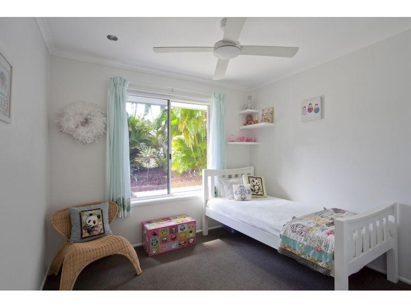 27 Tarina Street, Noosa Heads QLD 4567