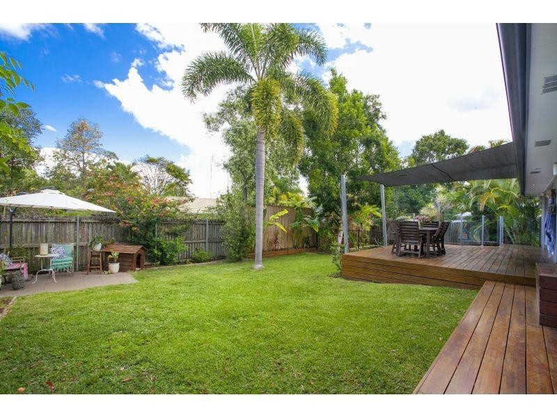 27 Tarina Street, Noosa Heads QLD 4567