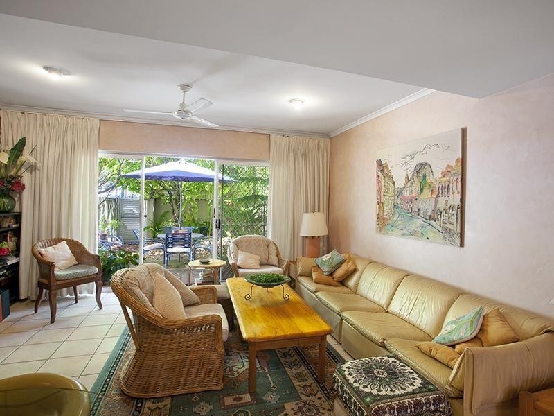 2/75 Noosa Parade, Noosa Heads QLD 4567