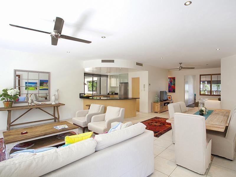 1/6 Edward Street, Noosaville QLD 4566