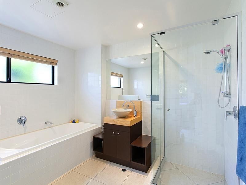 1/6 Edward Street, Noosaville QLD 4566