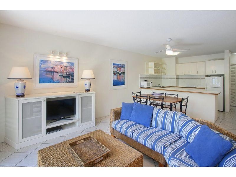 4/42 Alderly Terrace, Little Cove QLD 4567