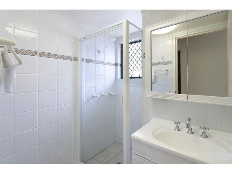 4/42 Alderly Terrace, Little Cove QLD 4567