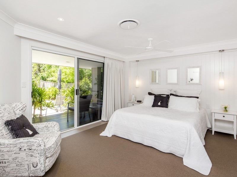 34 Waterside Court, Noosa Waters QLD 4566