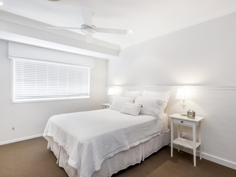 34 Waterside Court, Noosa Waters QLD 4566