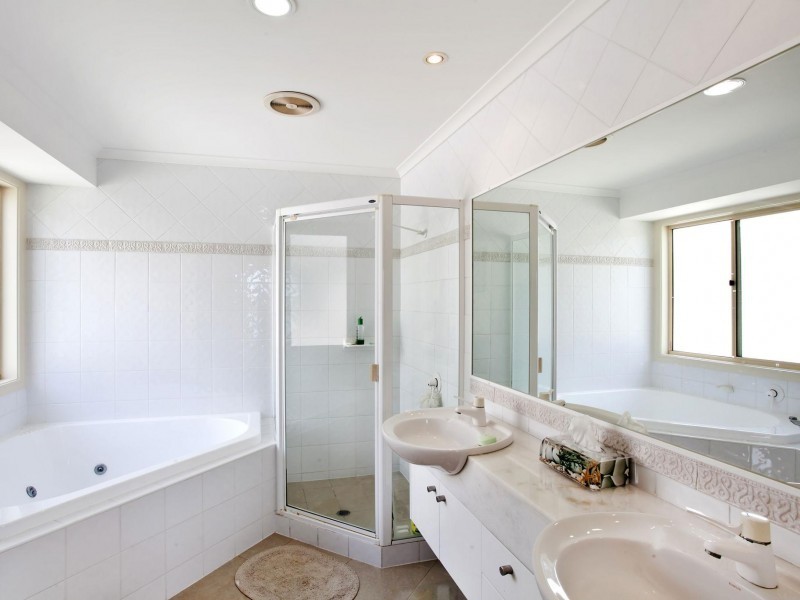 51 Shorehaven Drive, Noosa Waters QLD 4566