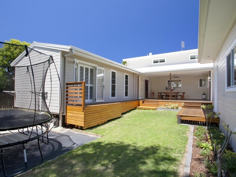 5 Paluma Street, Sunrise Beach QLD 4567