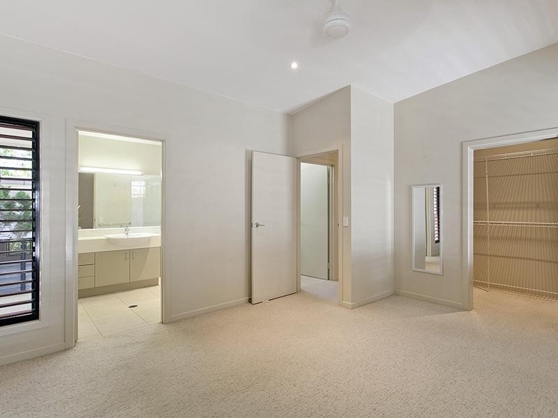 7 Kareela Avenue, Little Cove QLD 4567